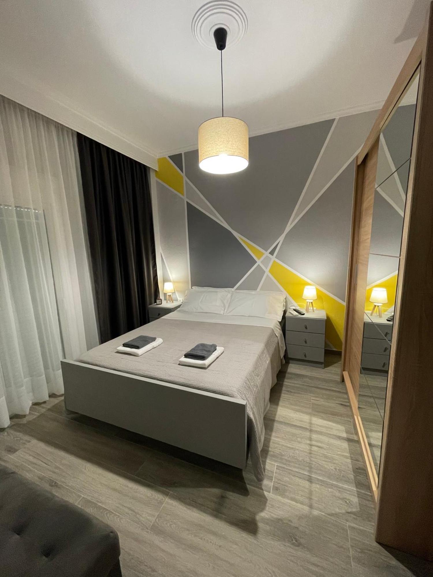 Dt Luxury Apartment Néa Péramos Exterior foto