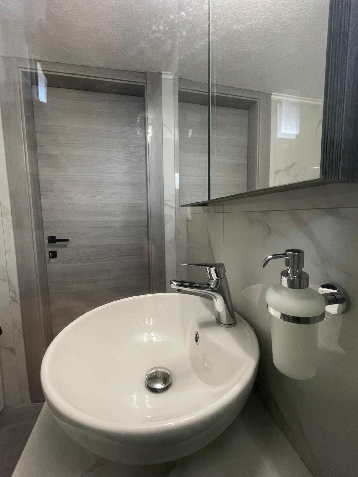 Dt Luxury Apartment Néa Péramos Exterior foto